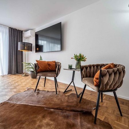 City Wohnung Fn L 5 Klimatisiert Mit Balkon Und Kueche FDH Eksteriør bilde