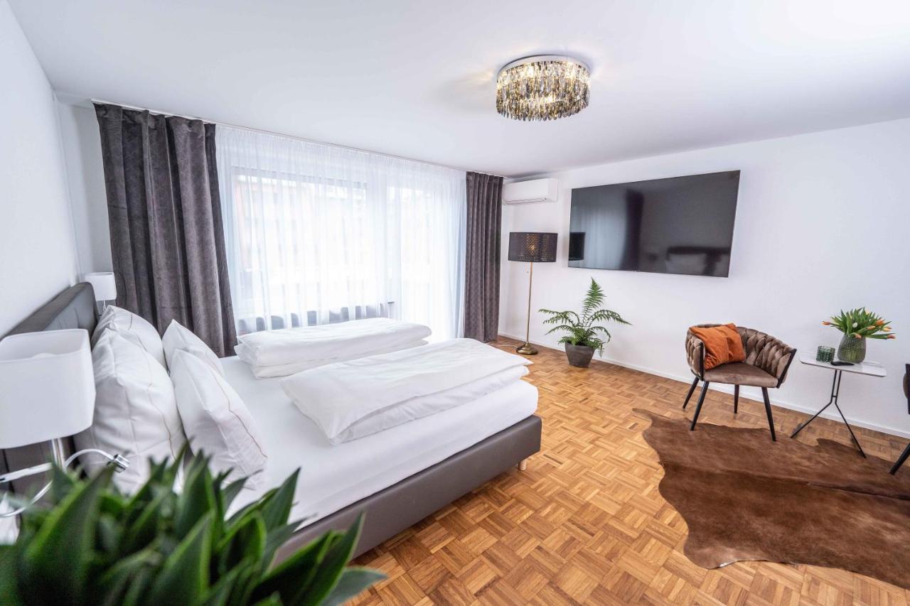 City Wohnung Fn L 5 Klimatisiert Mit Balkon Und Kueche FDH Eksteriør bilde