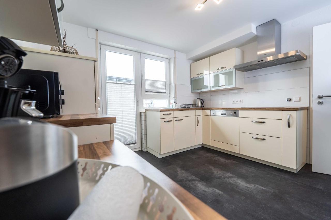 City Wohnung Fn L 5 Klimatisiert Mit Balkon Und Kueche FDH Eksteriør bilde