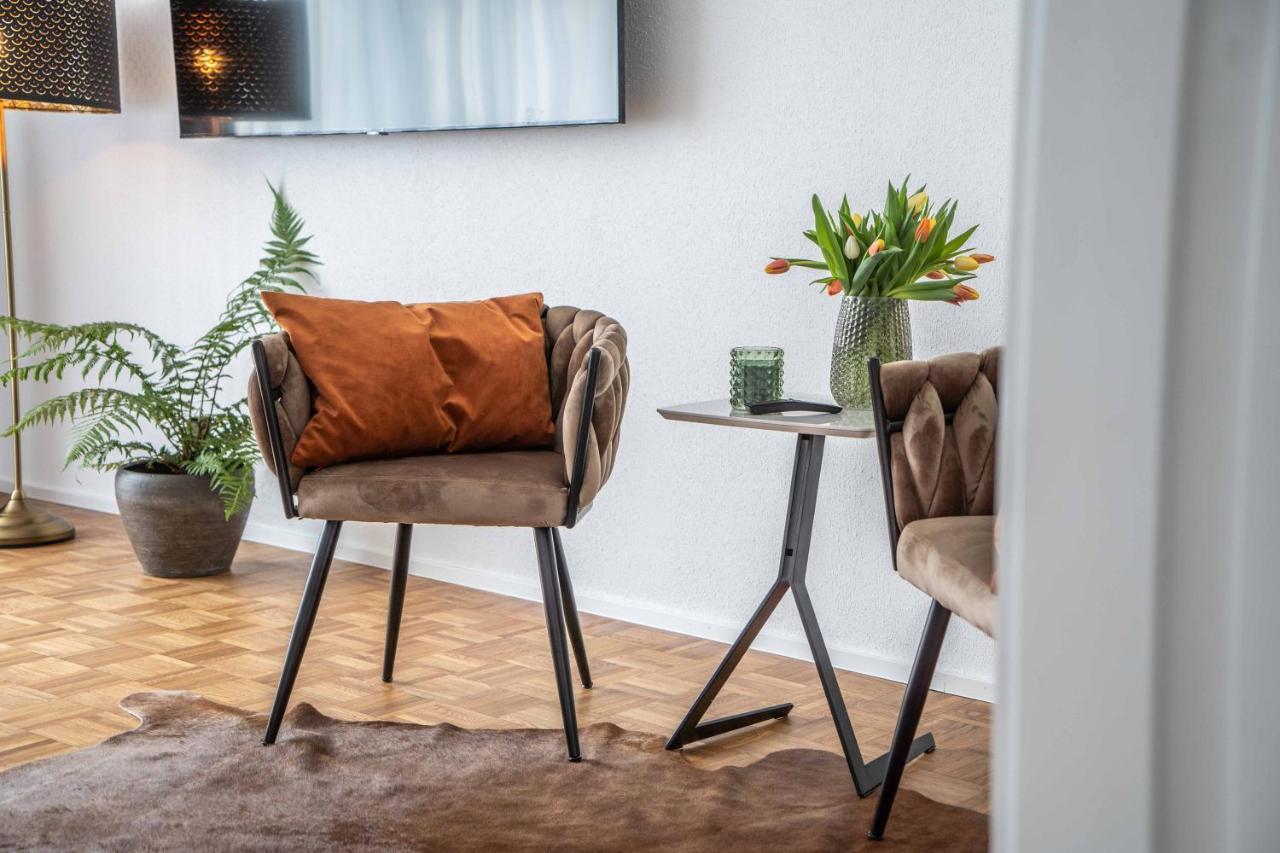 City Wohnung Fn L 5 Klimatisiert Mit Balkon Und Kueche FDH Eksteriør bilde